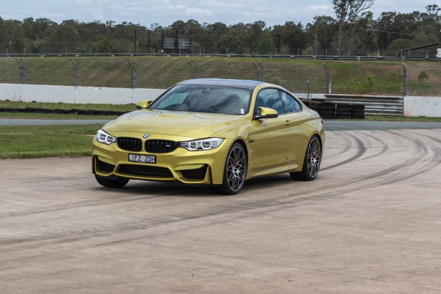  BMW M4 Coupe Competition Package 2016 года  (AU) (фото 34 из 41)